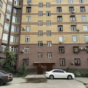 3-комн. квартира, 4 этаж, 63 м², Сино