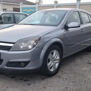 Opel Astra H, 2004