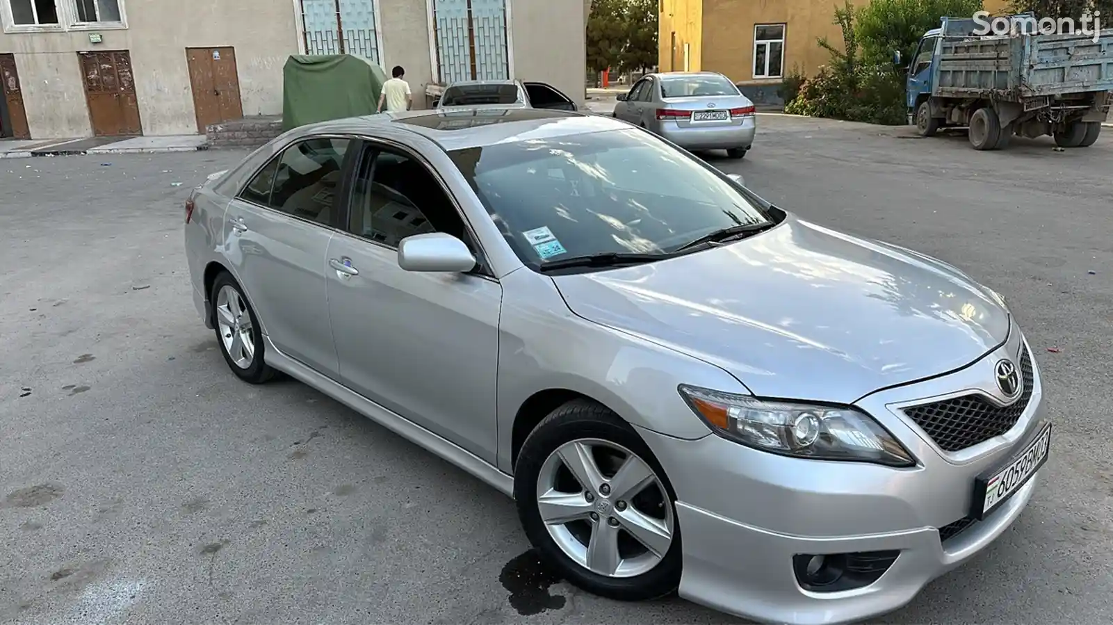 Toyota Camry, 2010-1