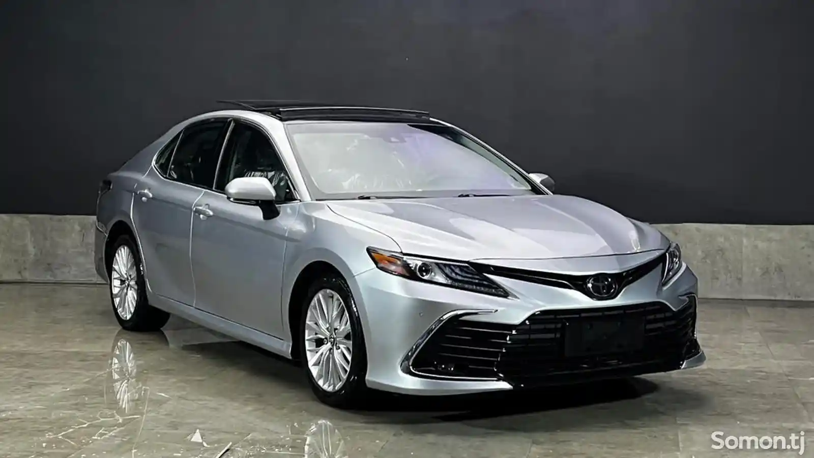 Toyota Camry, 2017-3