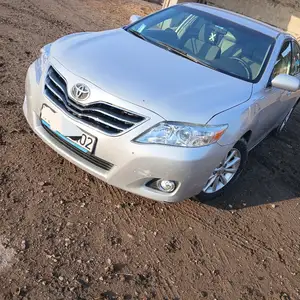 Toyota Camry, 2011