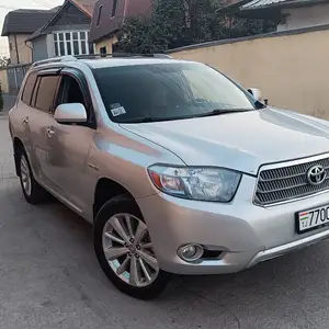 Toyota Highlander, 2011