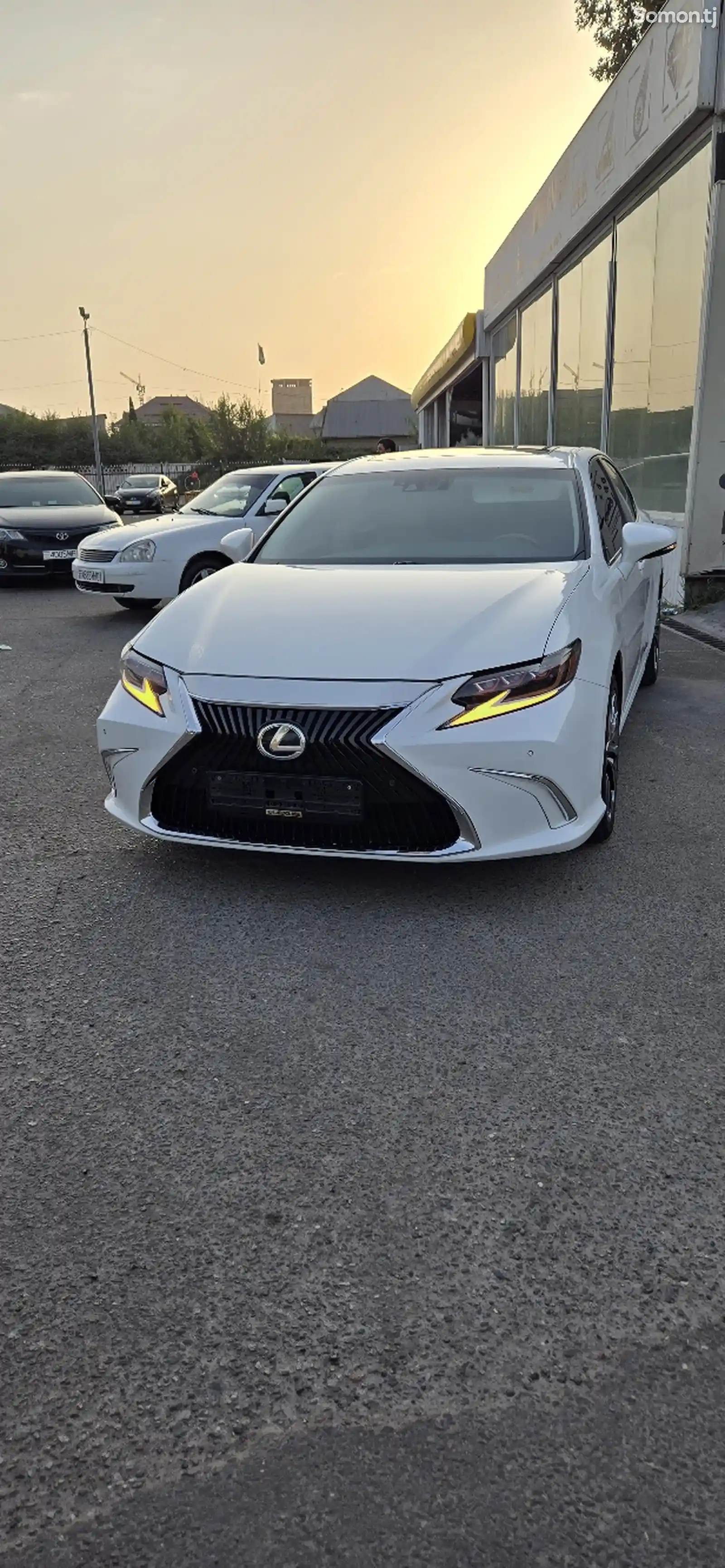 Lexus ES series, 2014-1