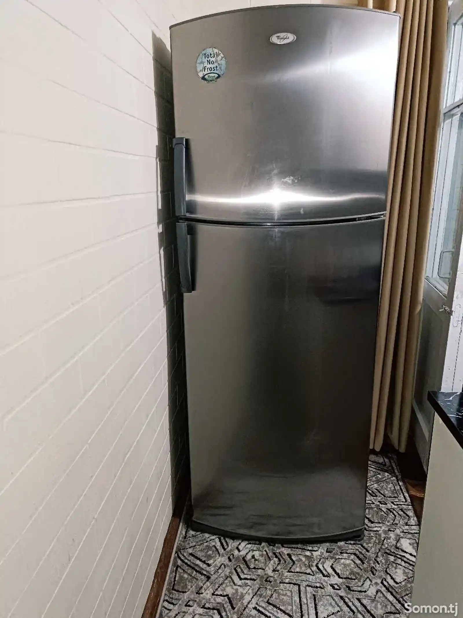 Холодильник whirlpool-3
