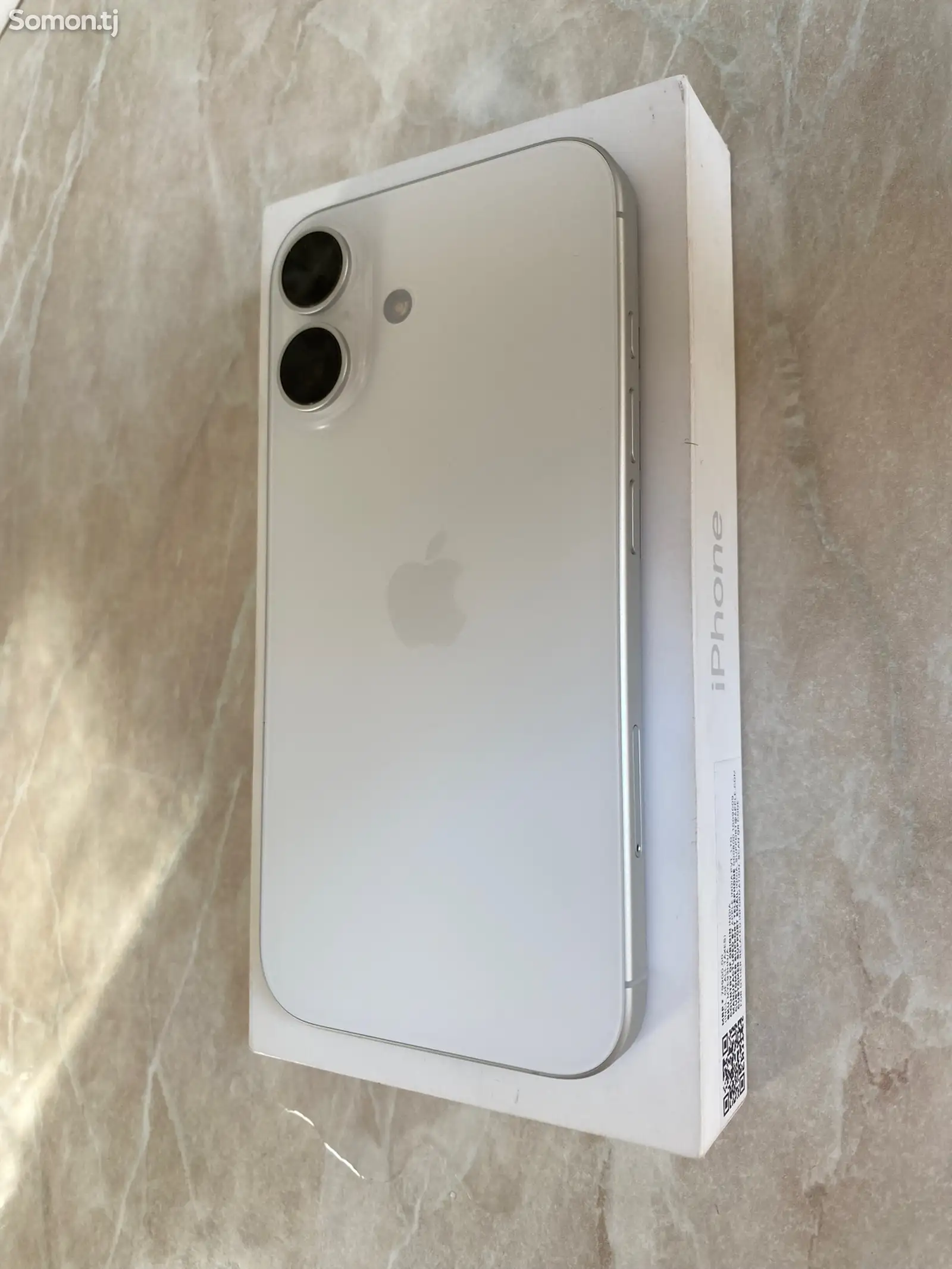 Apple iPhone 16, 128 gb, White