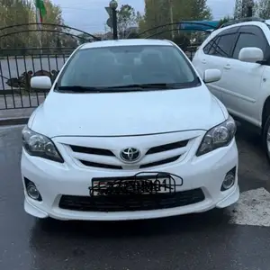 Toyota Corolla, 2013