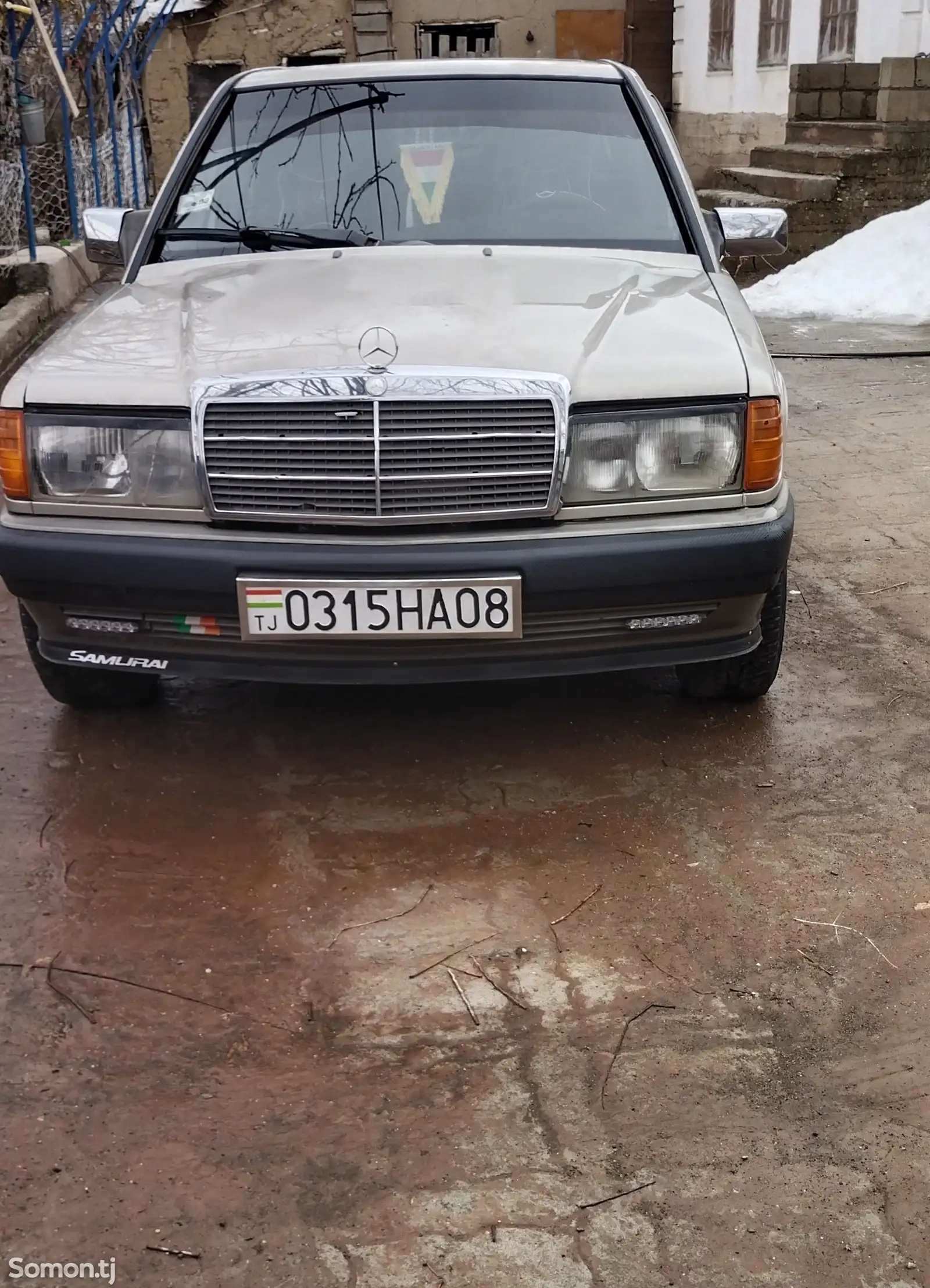 Mercedes-Benz W201, 1990-1