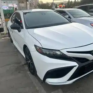 Toyota Camry, 2020