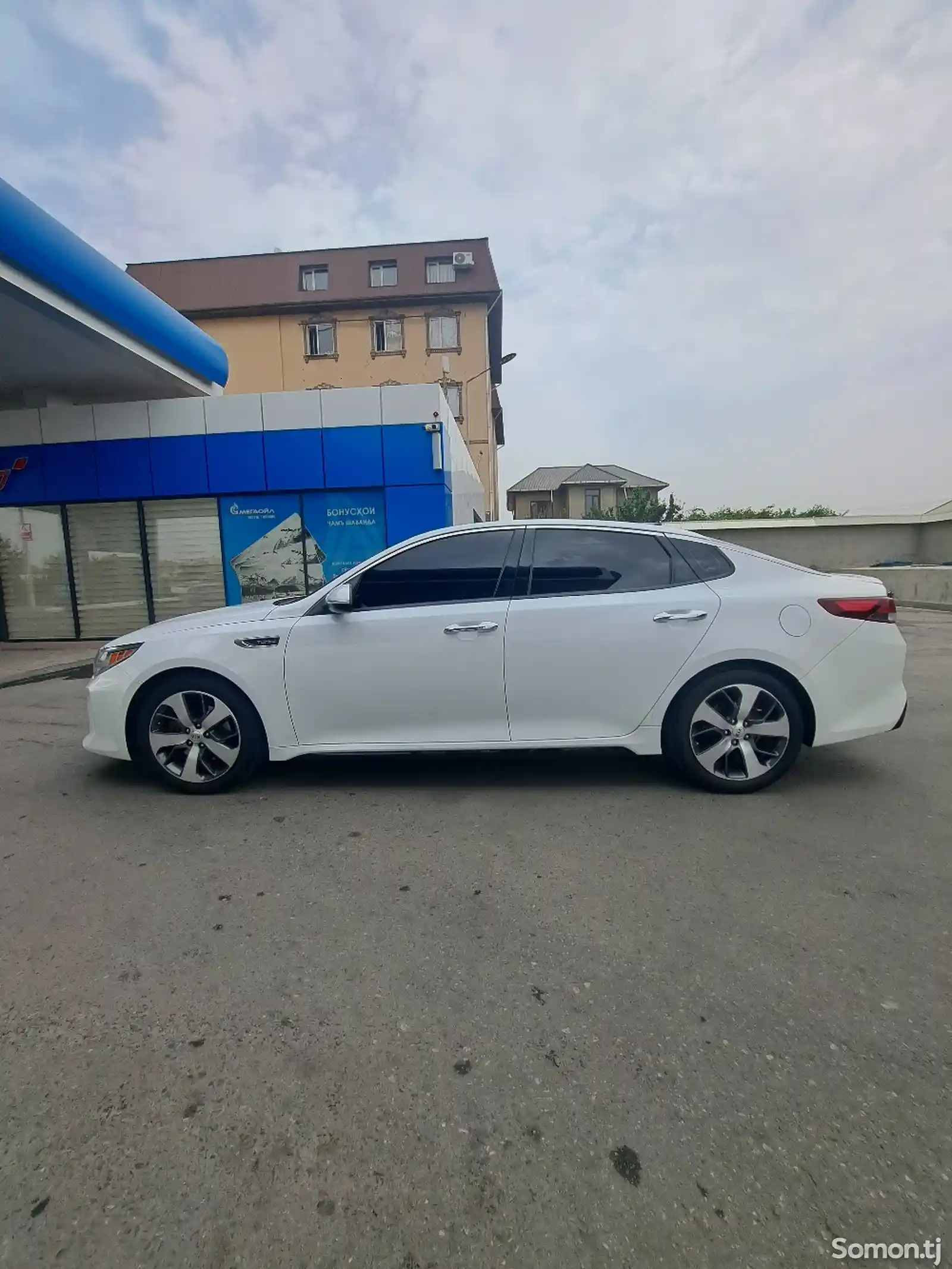 Kia Optima, 2016-3