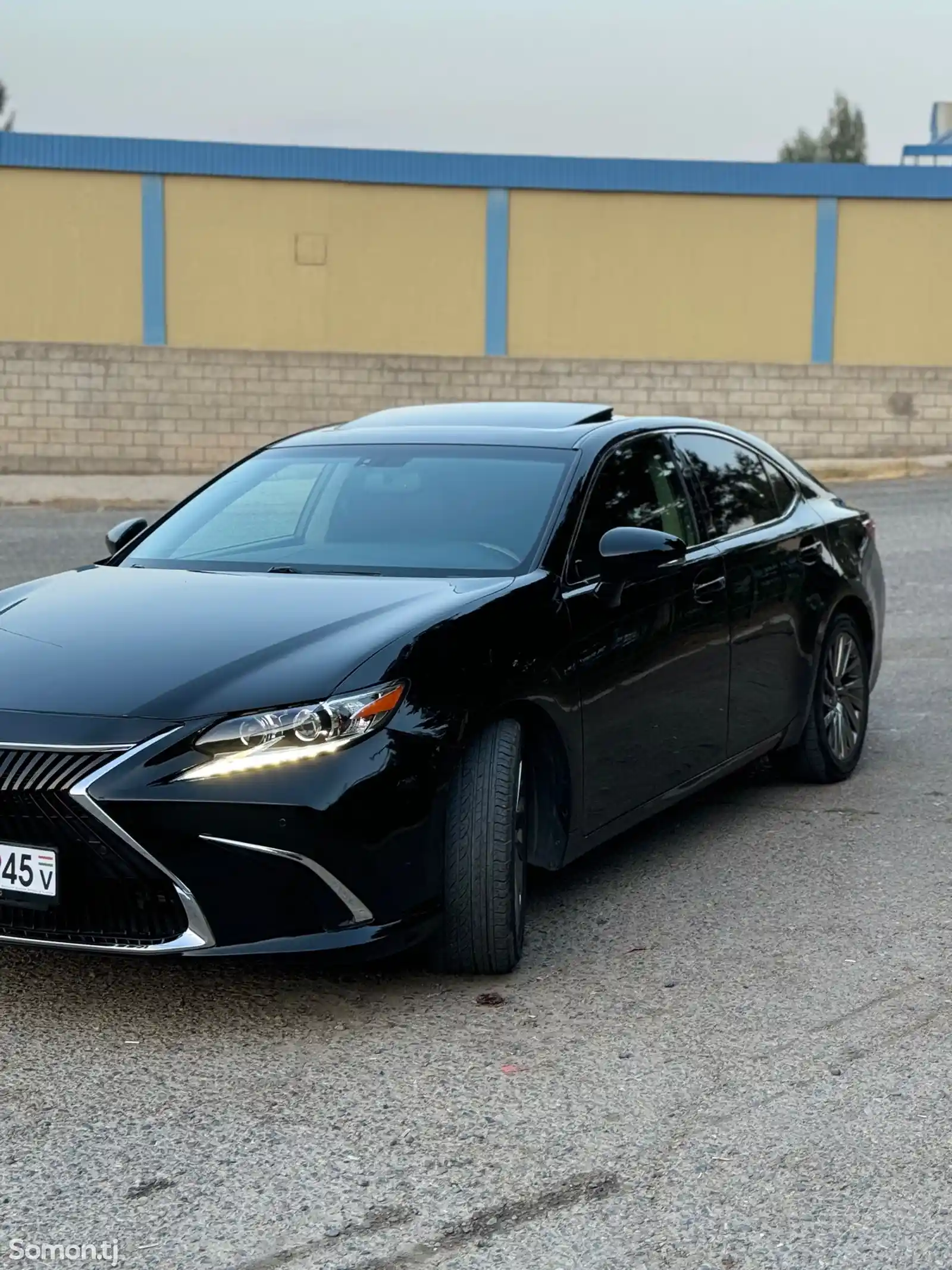 Lexus ES series, 2015-1