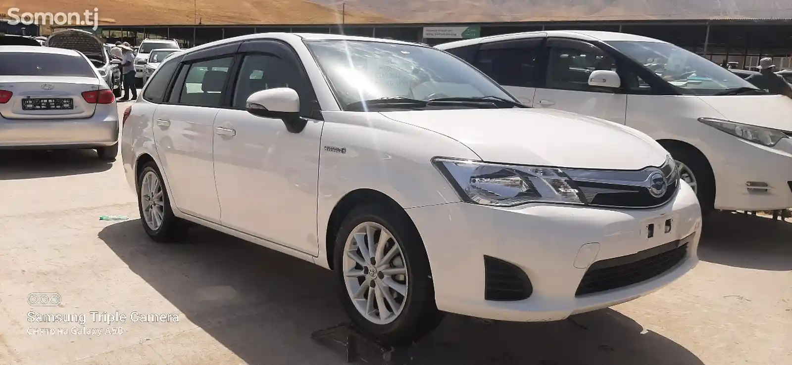 Toyota Fielder, 2015-1