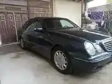 Mercedes-Benz E class, 2002-9