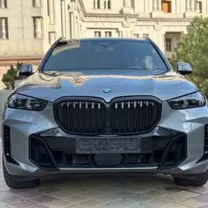 BMW X5, 2023