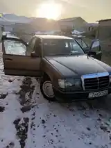 Mercedes-Benz W124, 1989-6