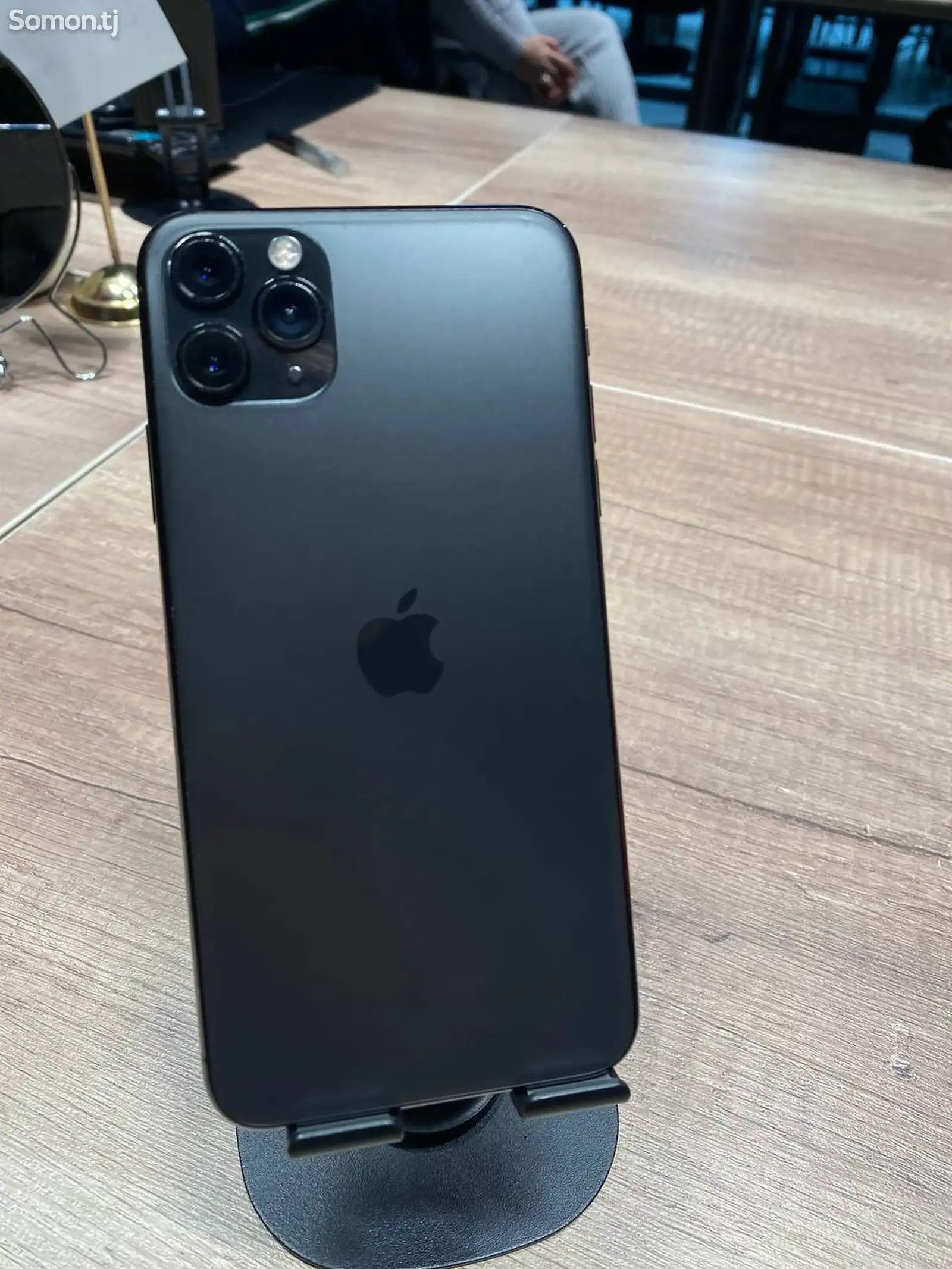 Apple iPhone 11 Pro Max, 64 gb-1