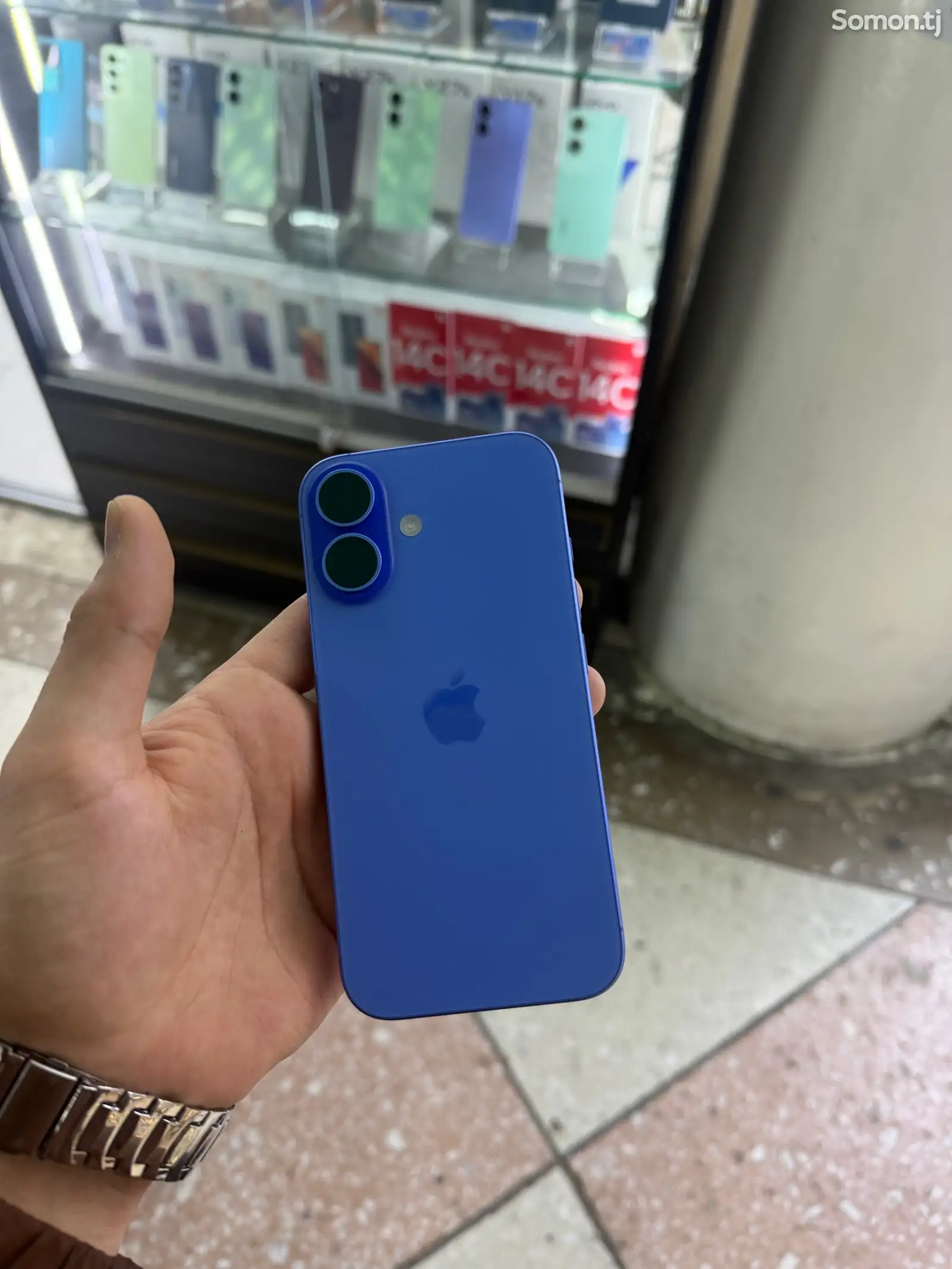 Apple iPhone 16, 128 gb, Ultramarine-1