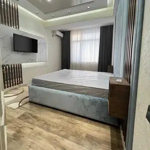 2-комн. квартира, 10 этаж, 60м², Цум, доми себистон