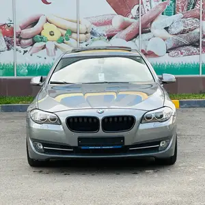 BMW 5 series, 2011