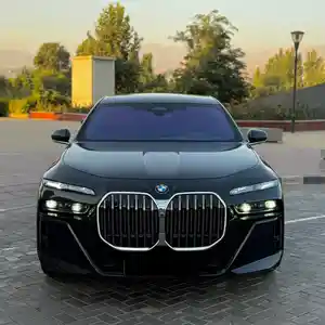 BMW 7 series, 2023