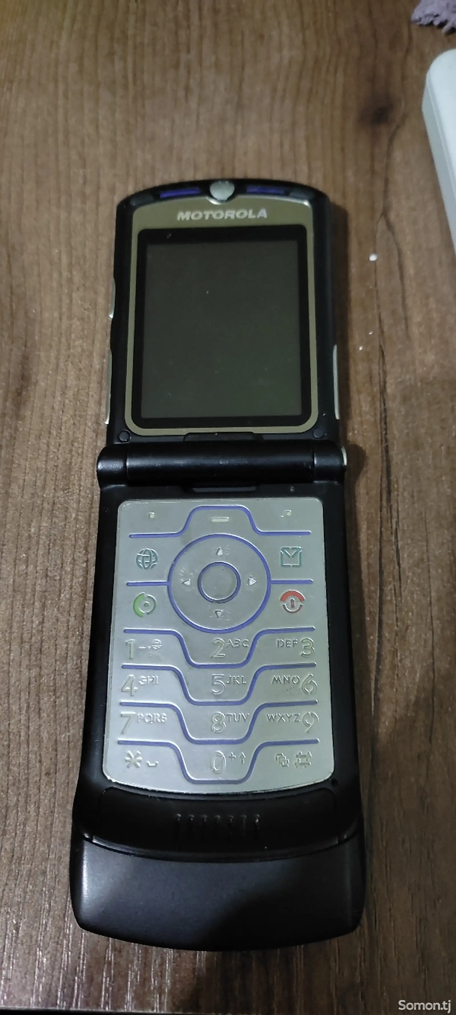 Телефон Motorola-1