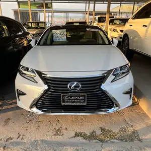 Lexus ES series, 2017