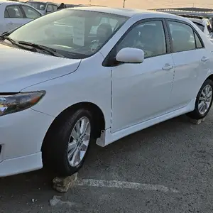 Toyota Corolla, 2010