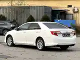 Toyota Camry, 2013-7