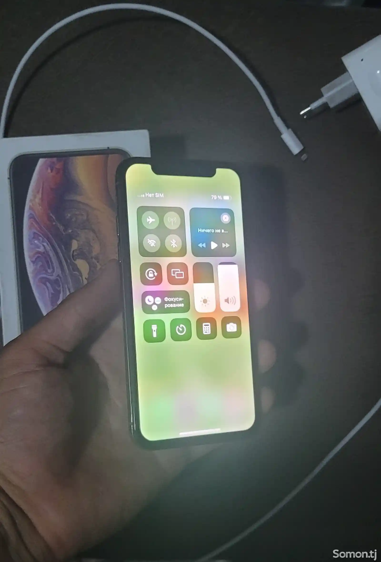 Apple iPhone Xs, 64 gb, Gold-1