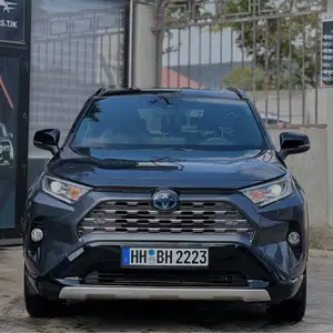 Toyota RAV 4, 2020