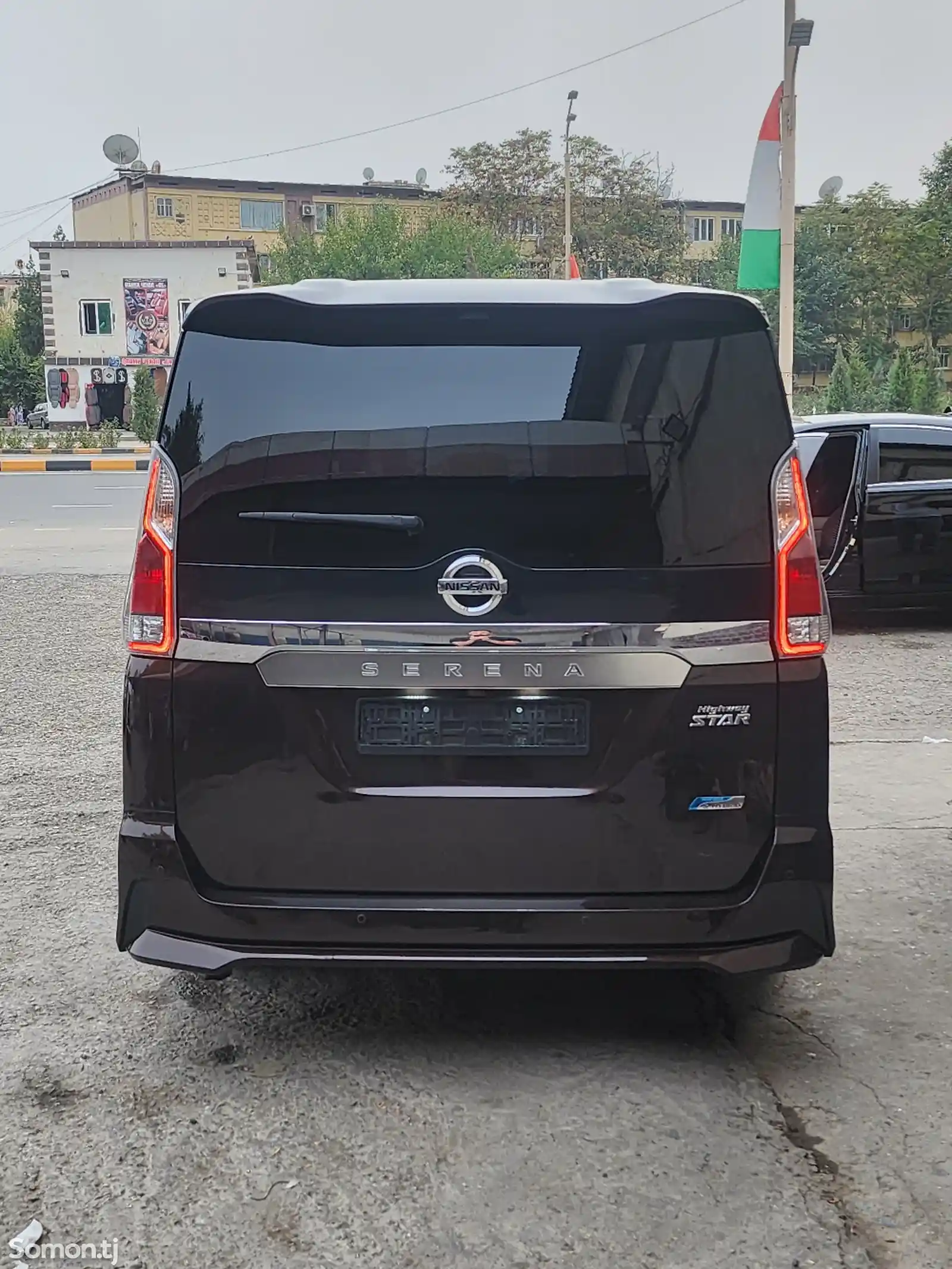 Nissan Serena, 2020-11