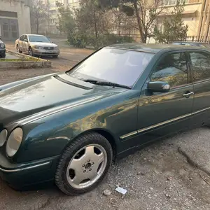 Mercedes-Benz E class, 2000