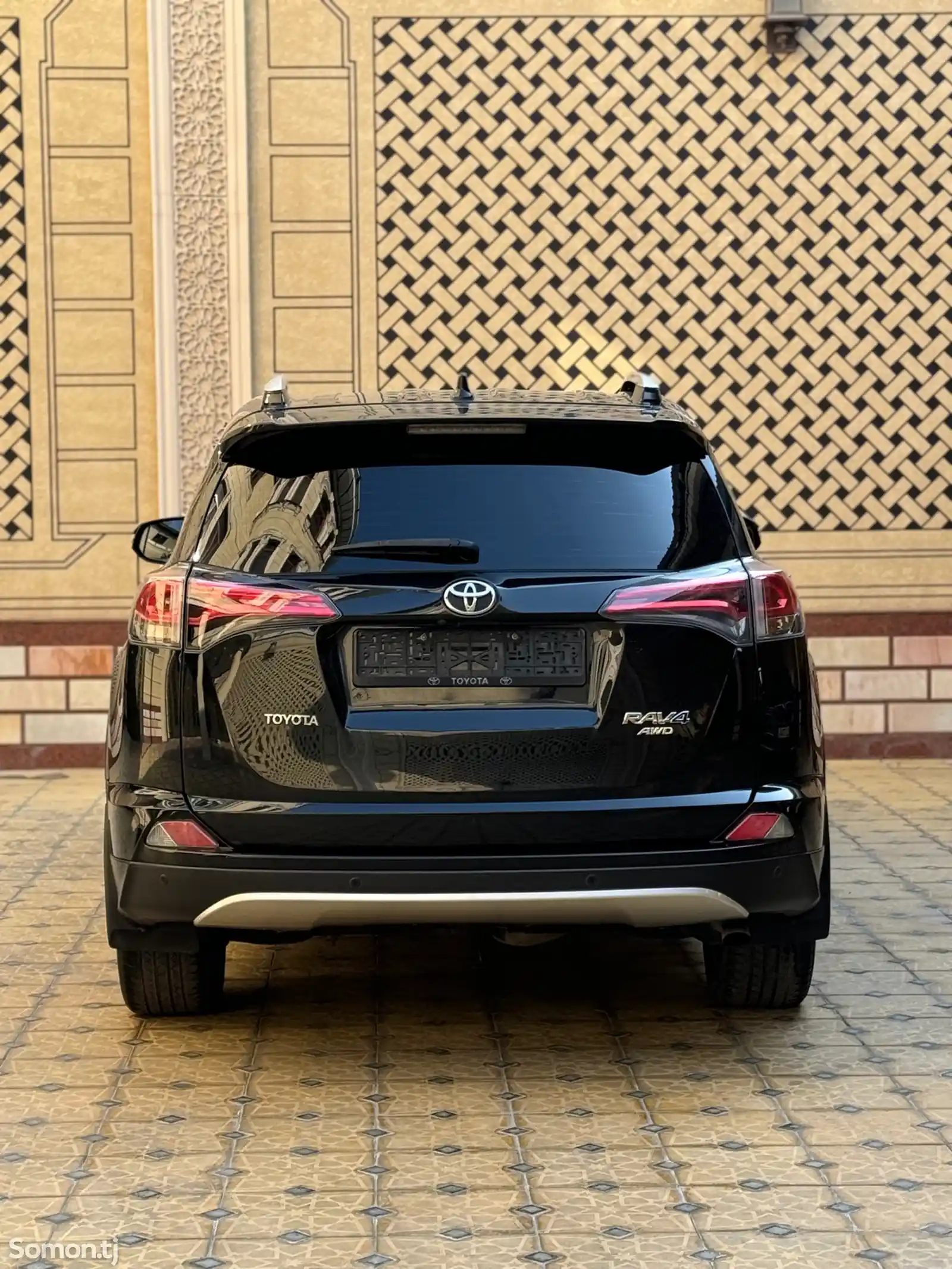 Toyota RAV 4, 2017-4