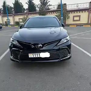 Toyota Camry, 2018