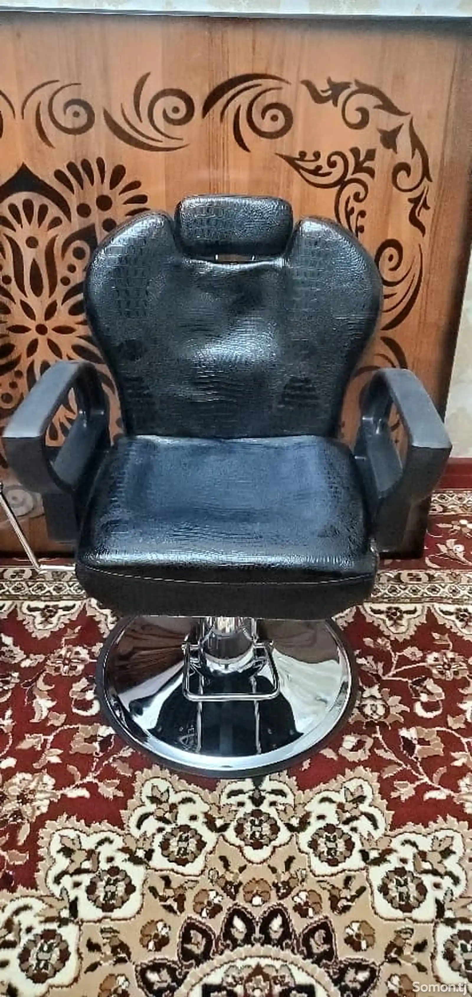 Кресло и стол для парикмахерской-9