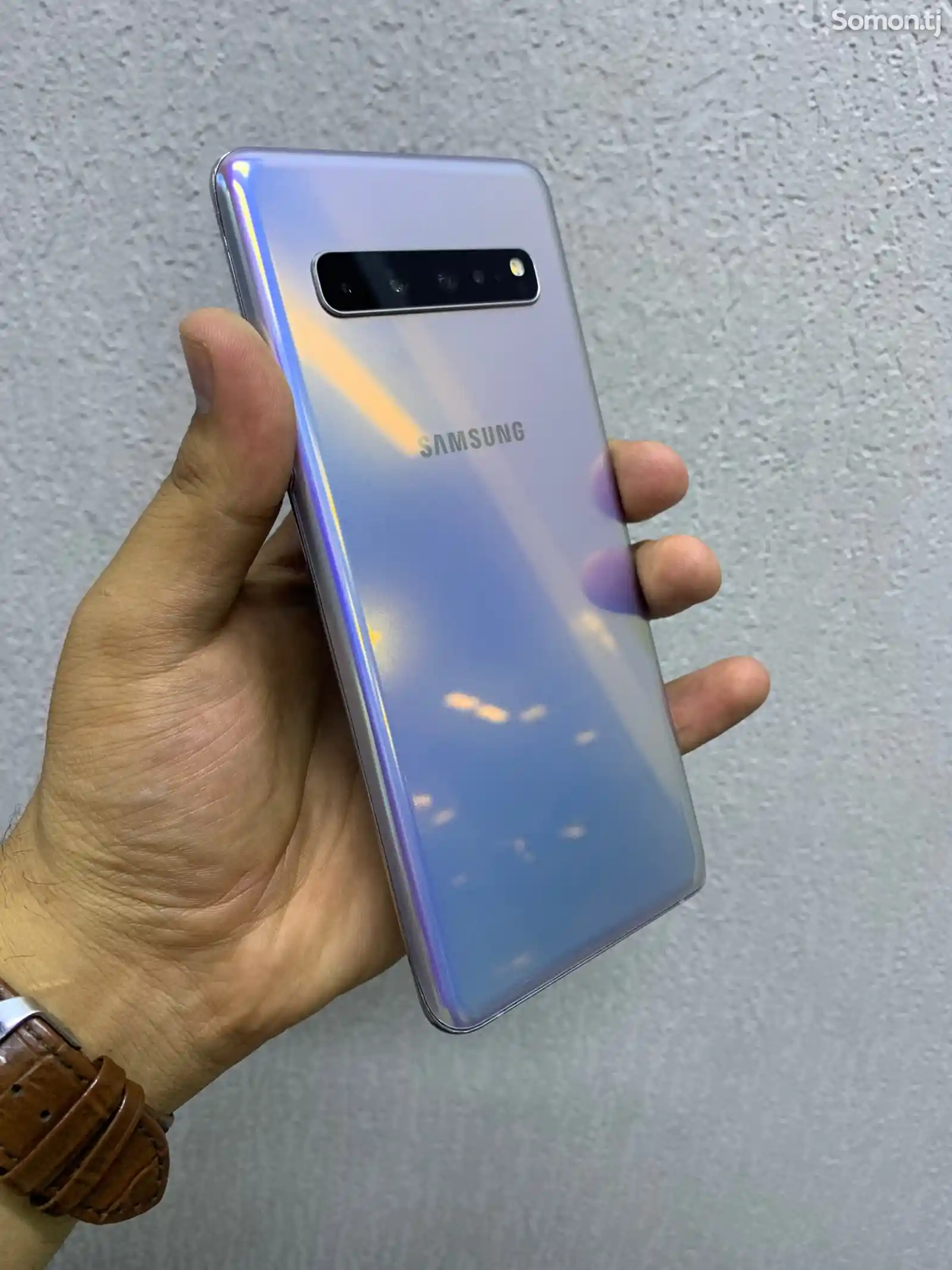 Samsung Galaxy S10 5G-1