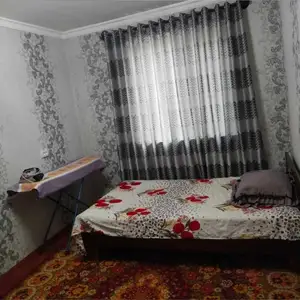 2-комн. квартира, 2 этаж, 55м², универмаг