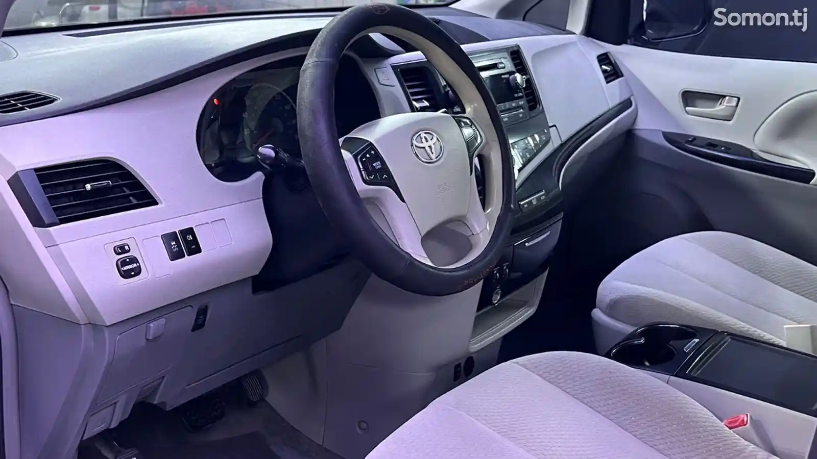 Toyota Sienna, 2014-8