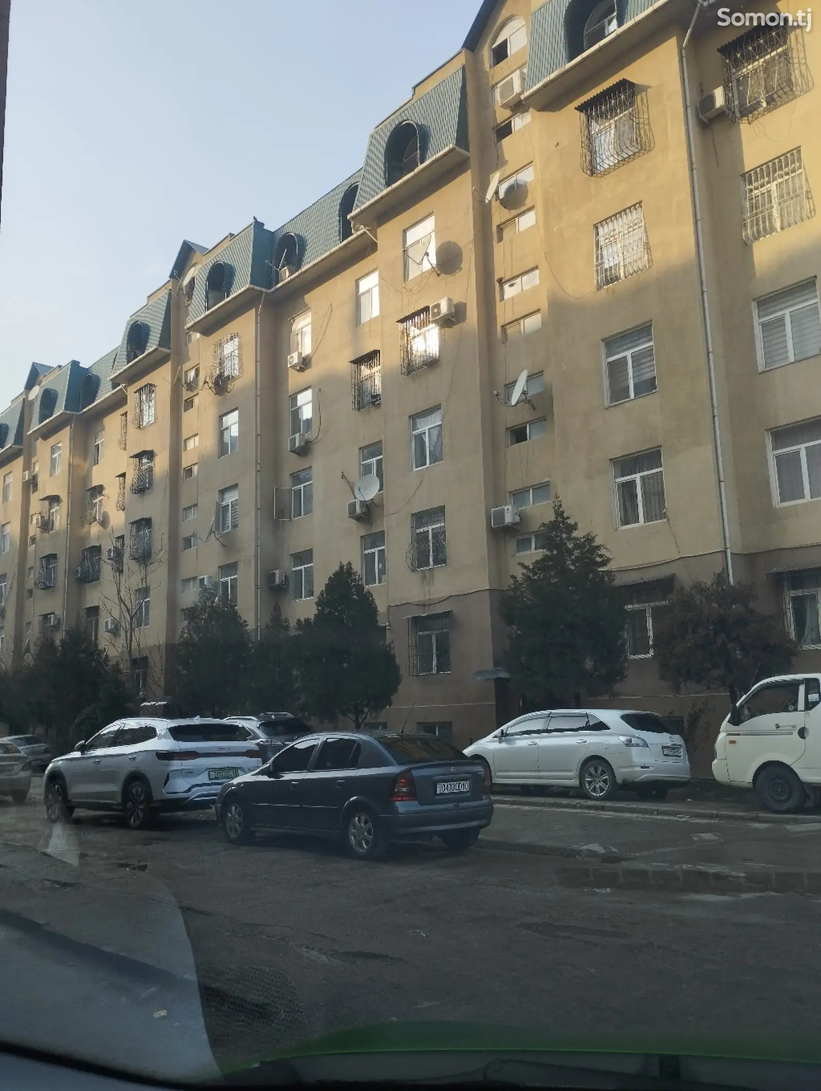 3-комн. квартира, Цокольный этаж, 88 м², 33 мкр-1