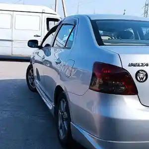 Toyota Belta, 2008