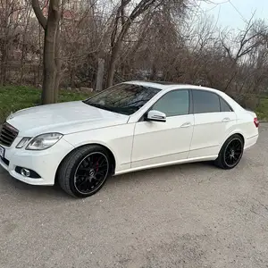 Mercedes-Benz E class, 2010