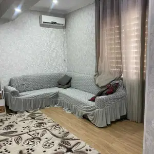 2-комн. квартира, 8 этаж, 58м², Цум