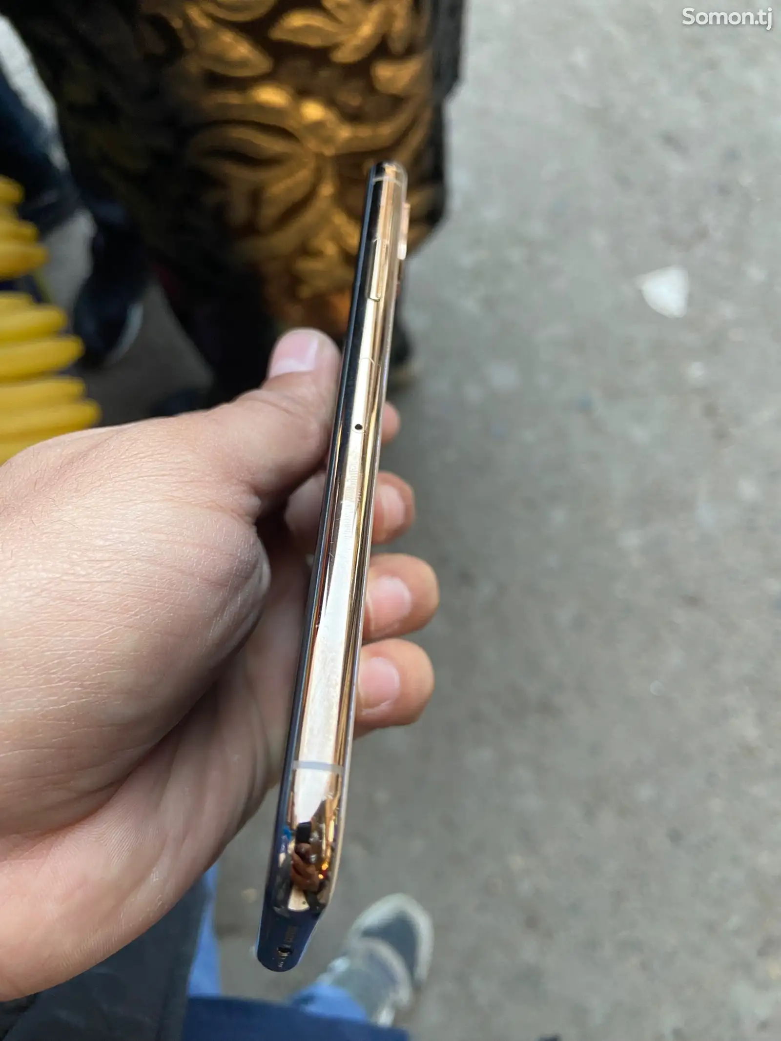 Apple iPhone Xs, 64 gb, Gold-3