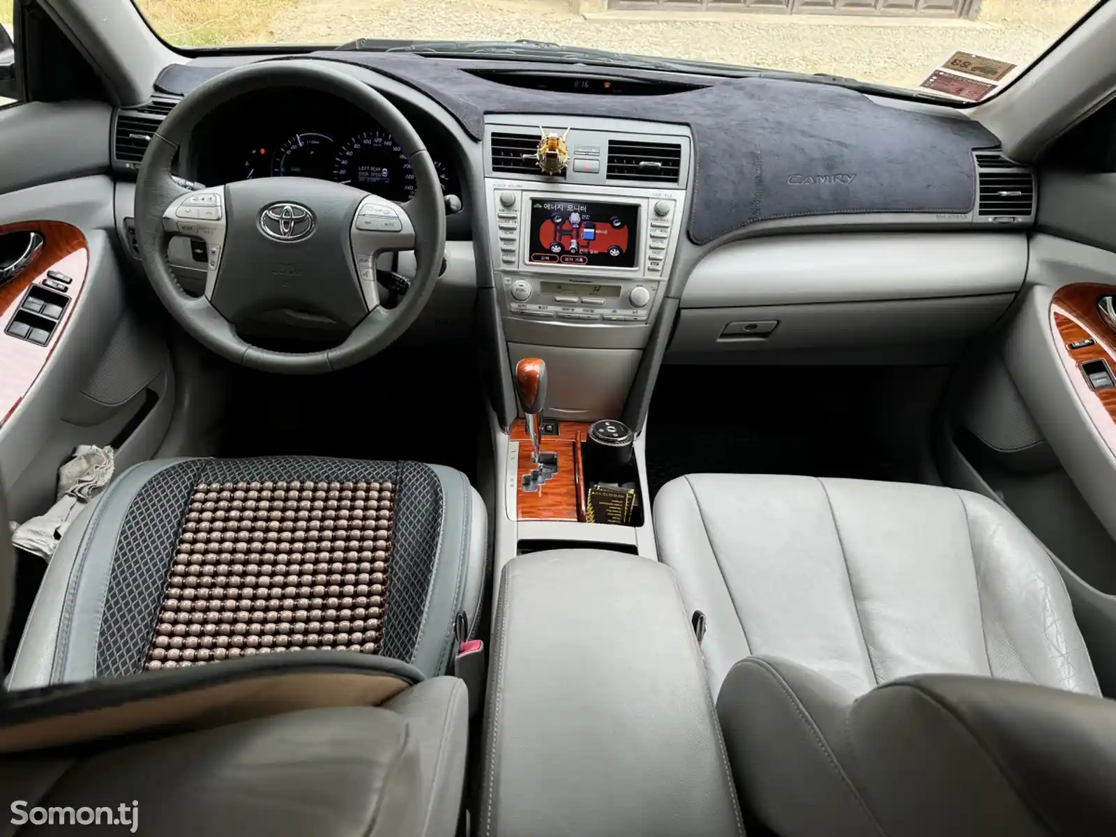 Toyota Camry, 2010-4