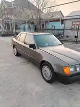 Mercedes-Benz W124, 1988-4