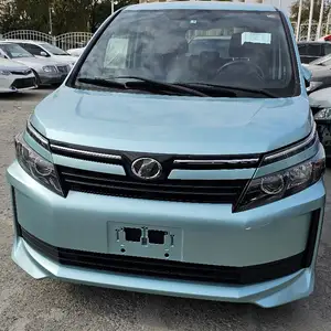 Toyota Voxy, 2015