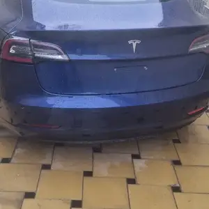 Tesla Model 3, 2020