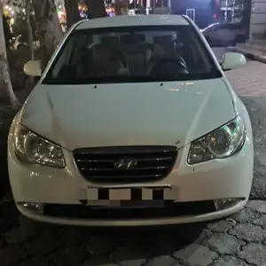 Hyundai Avante, 2009