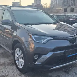 Toyota RAV 4, 2016