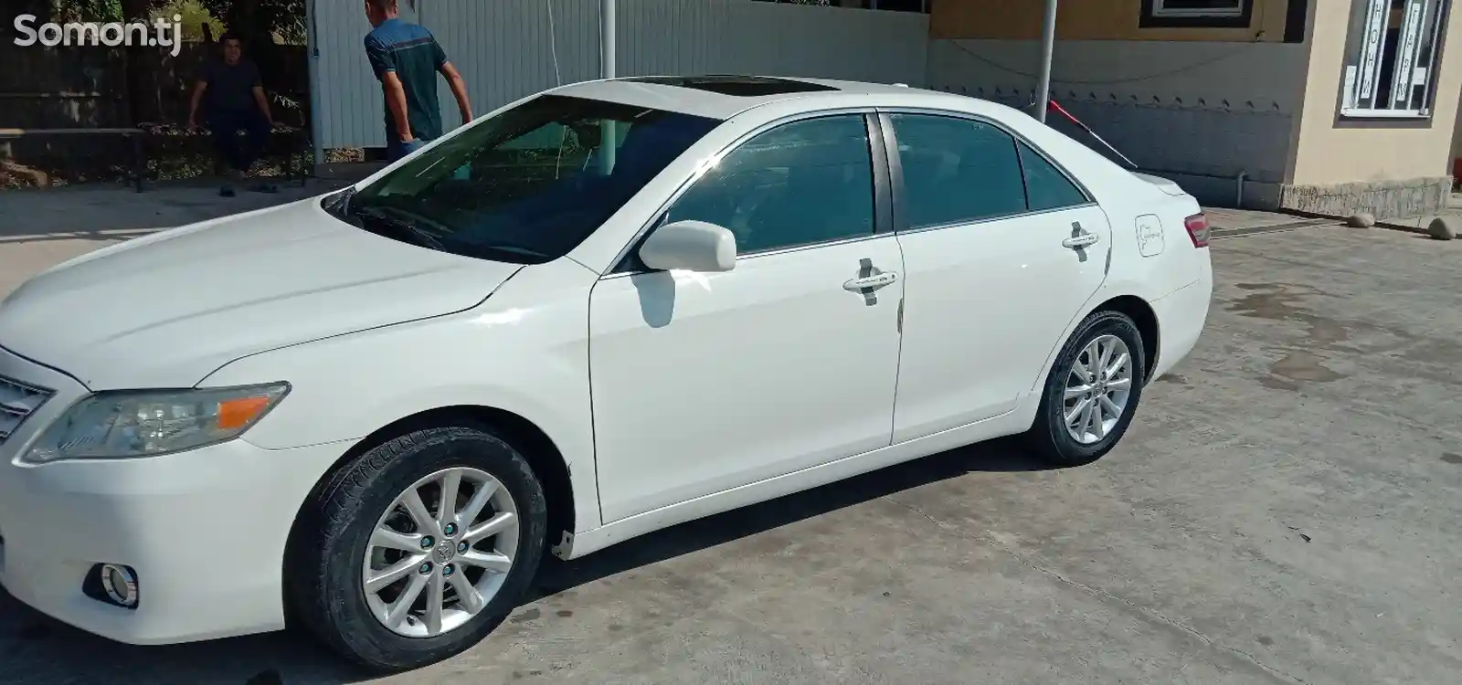 Toyota Camry, 2010-1