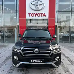 Toyota Land Cruiser, 2018